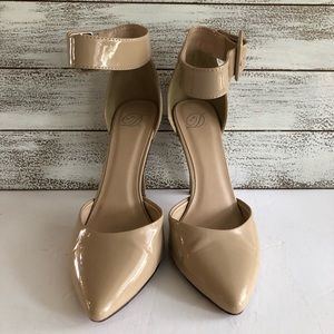 Women’s Beige Patent Leather Look Heels